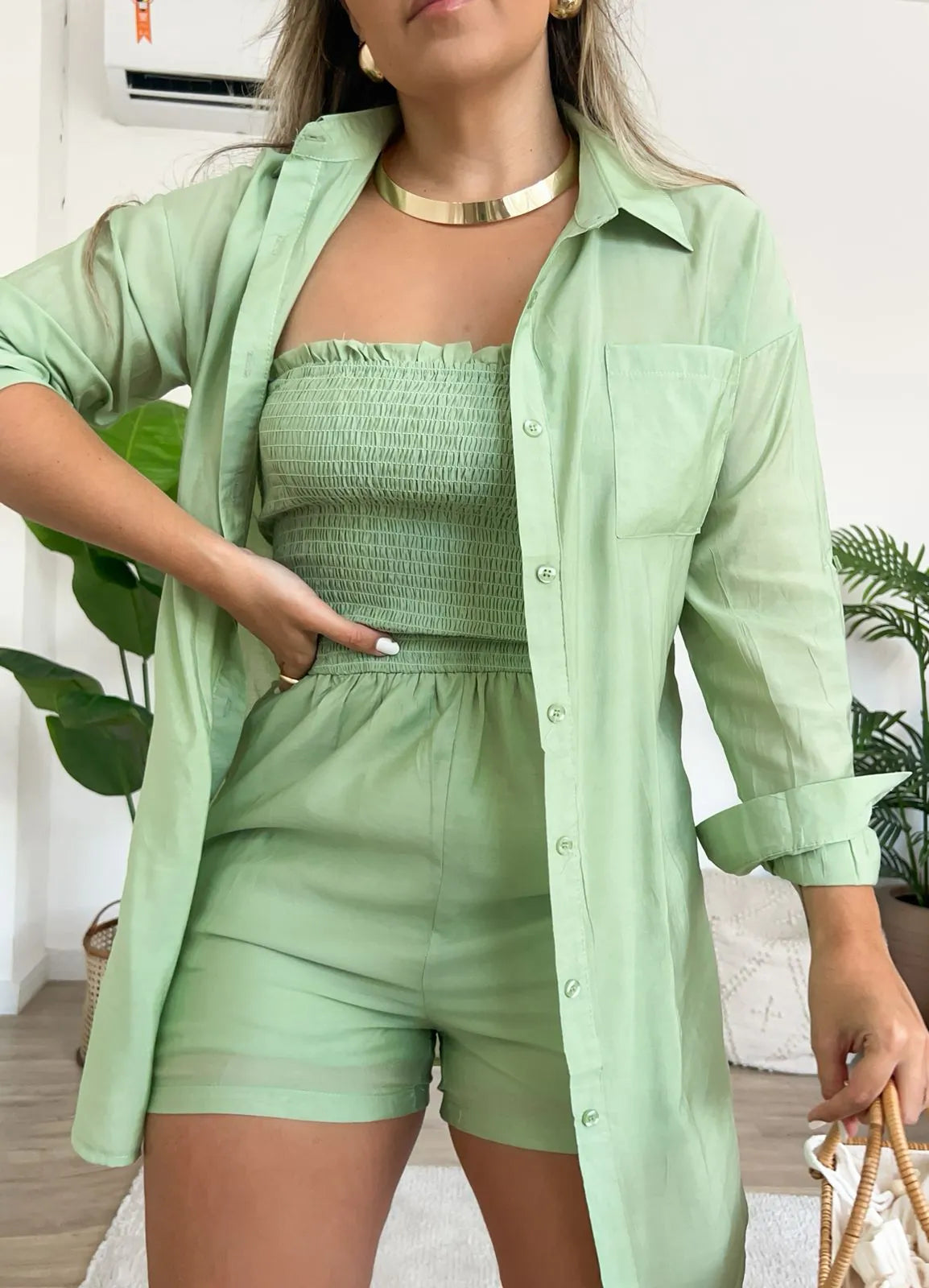 Conjunto April